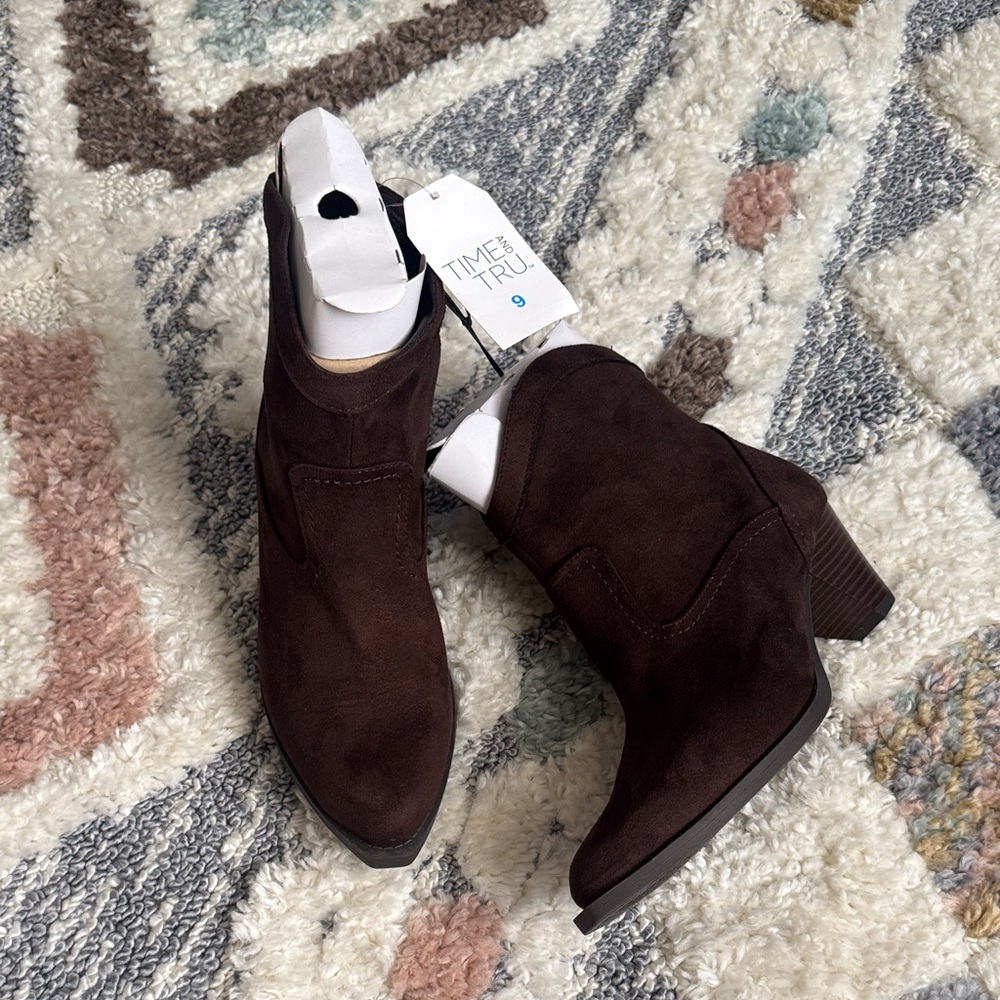 Time and Tru Women's Dark Brown Ankle Booties